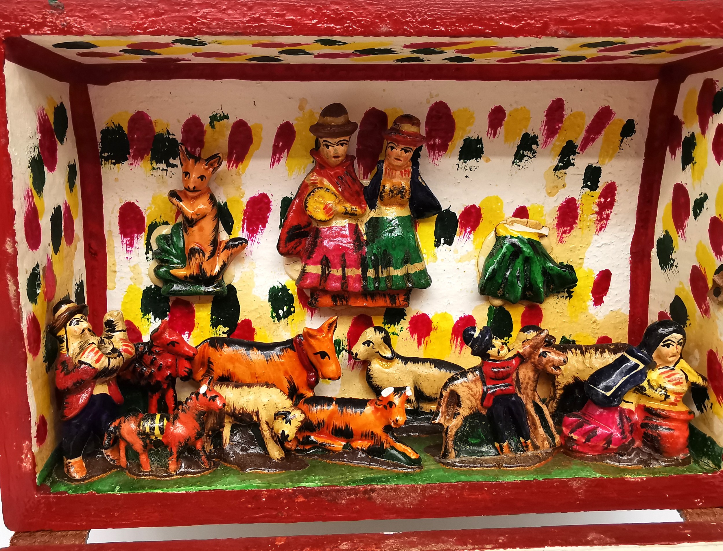 A Mexican folk art painted wooden casket with a carved frieze to the inside of lid depicting - Image 5 of 5