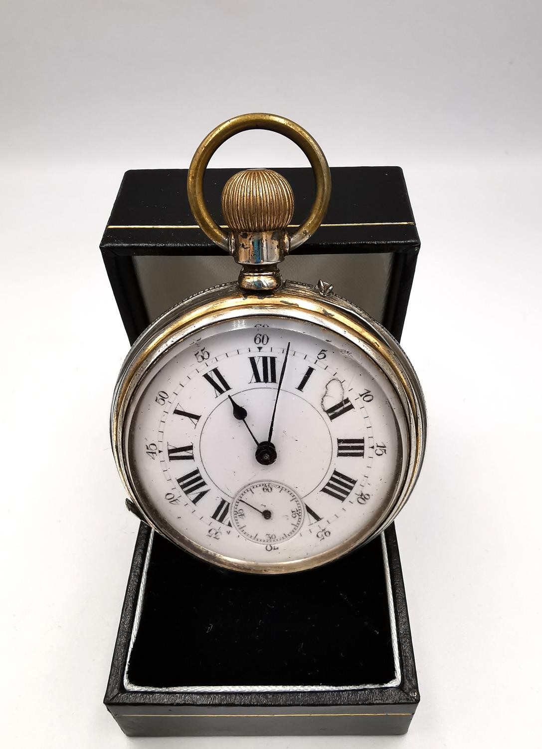 A Victorian white metal Remontoir 10 rubis pocket watch with white enamel dial and black roman - Image 3 of 11