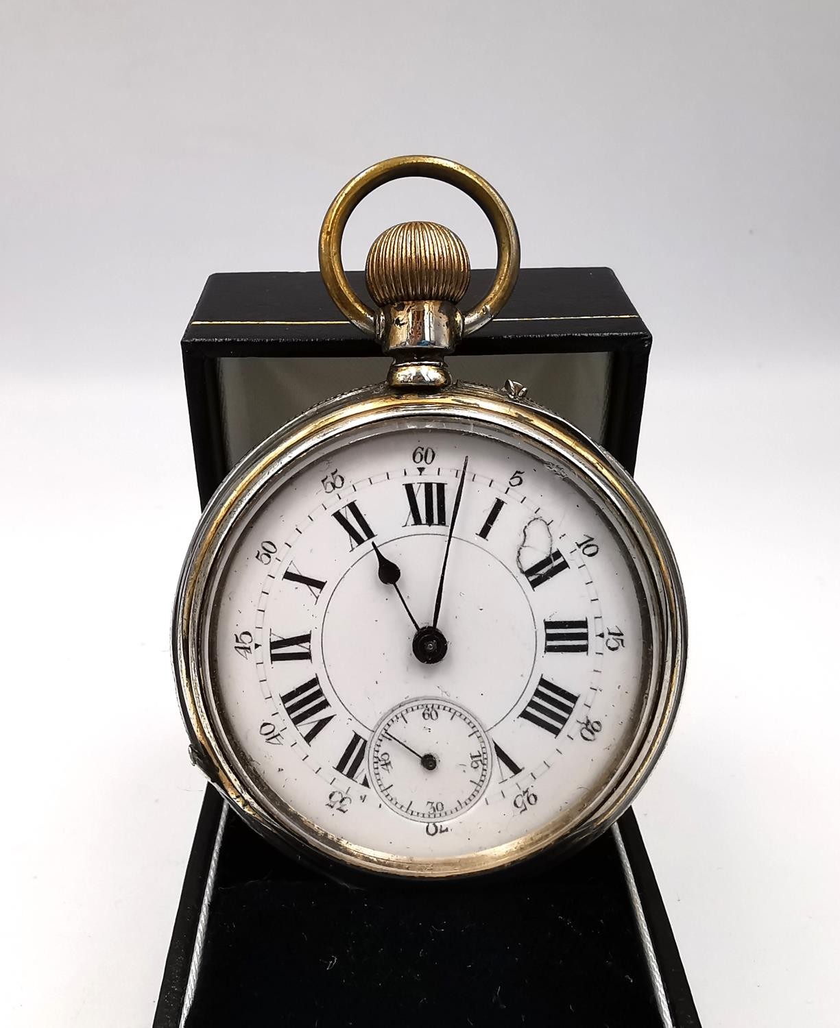 A Victorian white metal Remontoir 10 rubis pocket watch with white enamel dial and black roman - Image 2 of 11