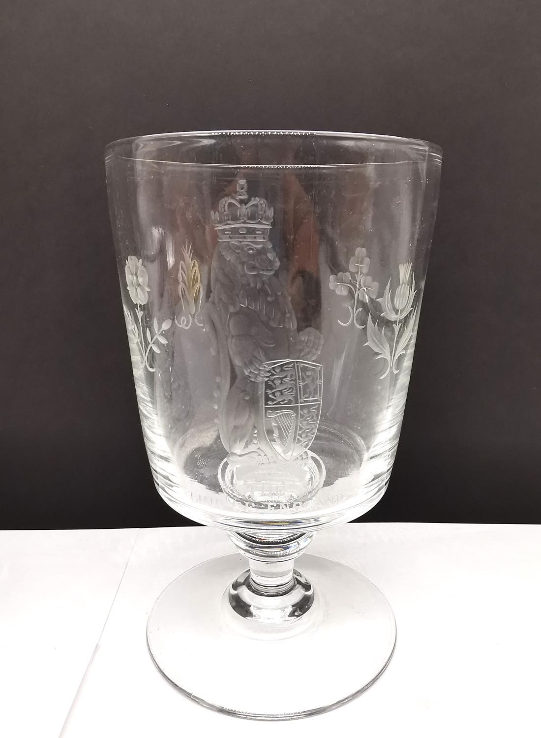 Two Thomas Webb etched glass goblets, 'The Lion of England' and 'The Unicorn of Scotland. H.17 - Image 3 of 7