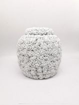A large lidded Chinese style ginger jar decorated with applied white sculptural roses. H.28 diameter