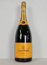 Verve Clicquot Champagne. 1.5l