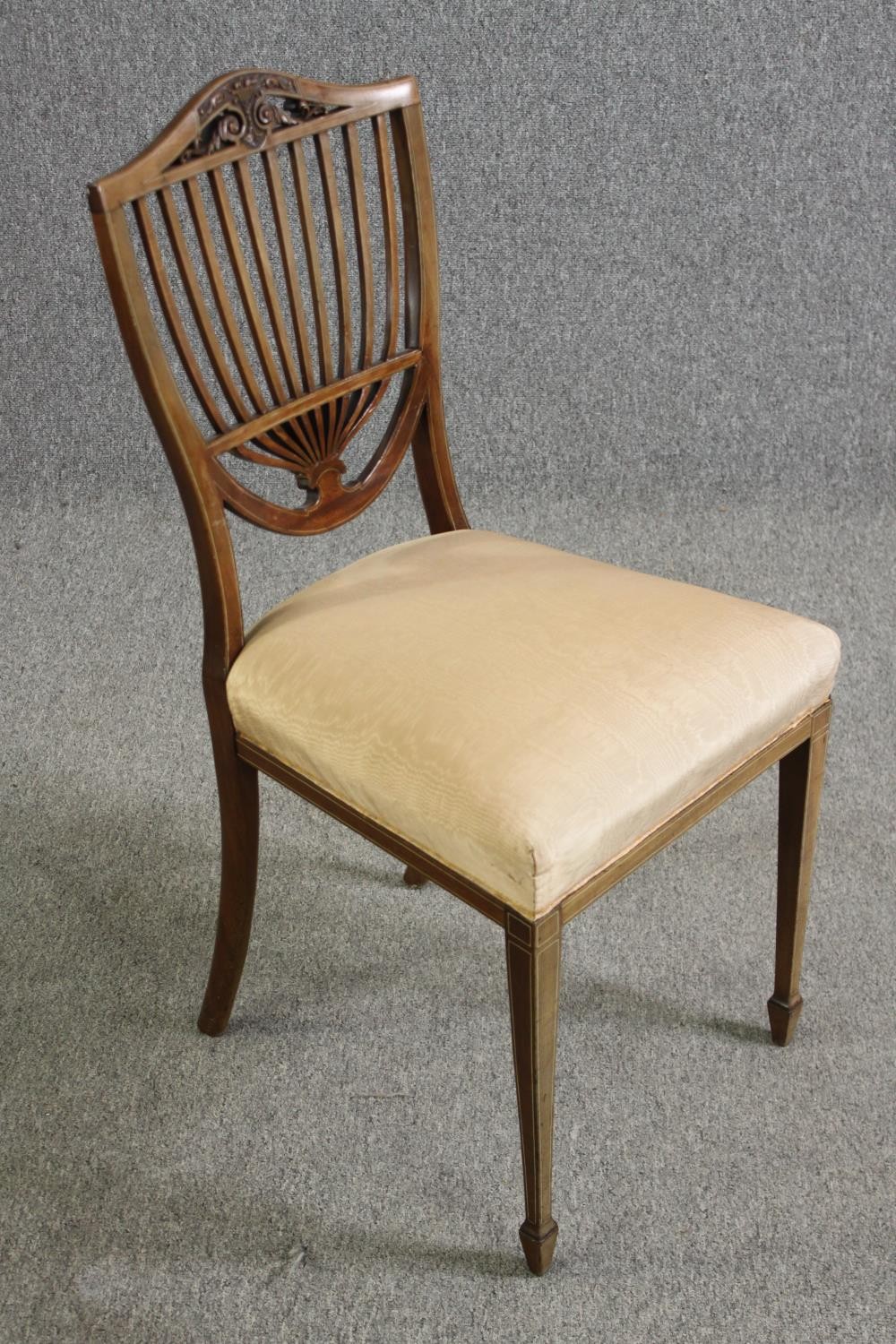 An Edwardian rosewood and inlaid side chair in the Sheraton style. - Image 3 of 6