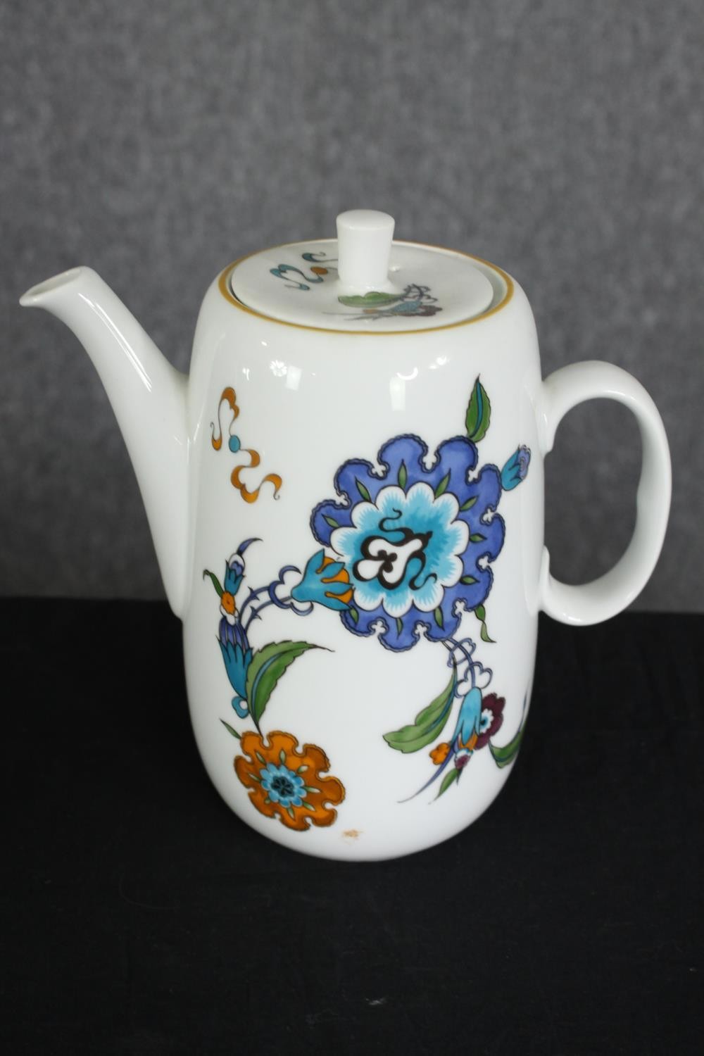 Various china teapots, jugs and other items, including Coalport. H.24cm. (largest). - Image 5 of 19