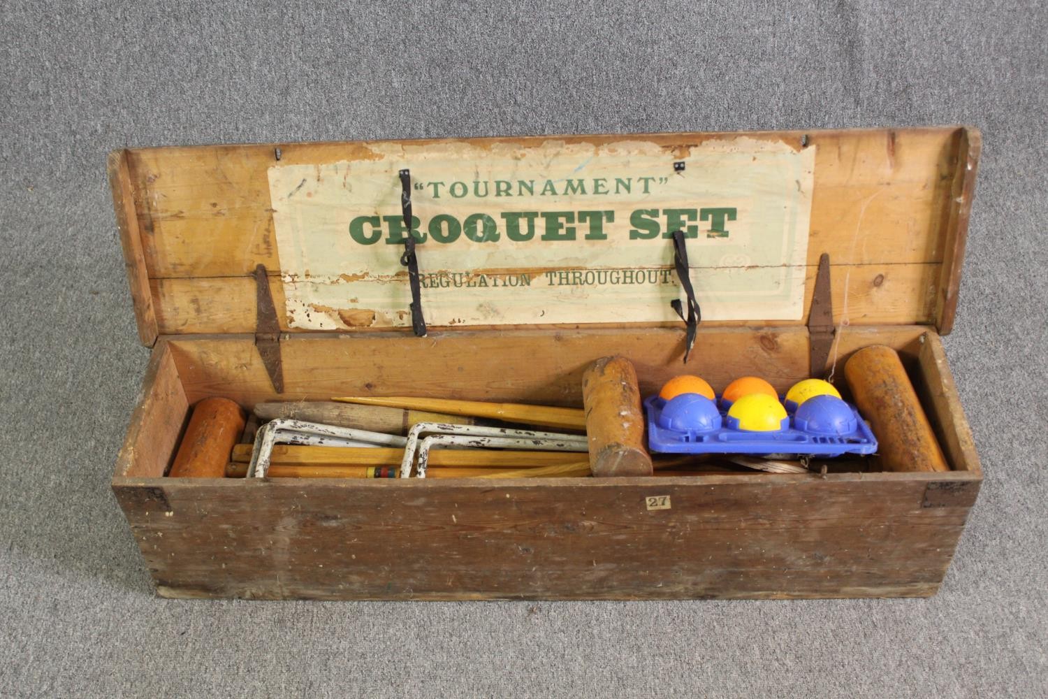 A vintage boxed croquet set. H.30 W.106 W.27cm. (box). - Image 2 of 6
