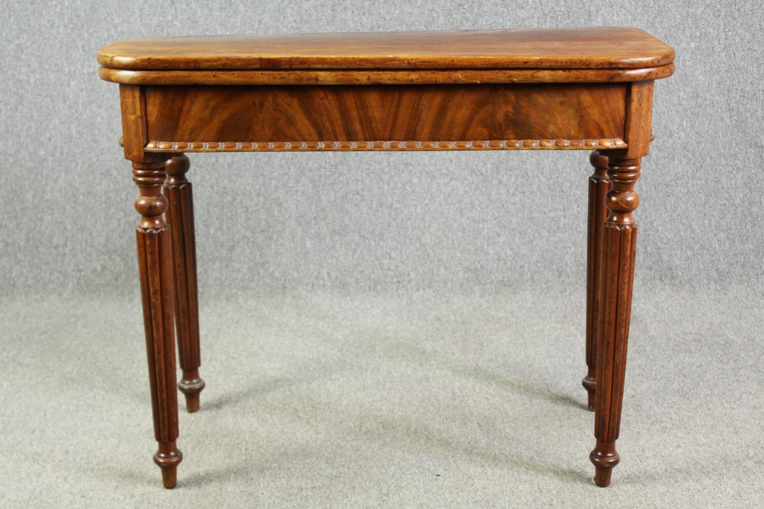 A George IV mahogany, swivel top tea table. H.73 W.92 D.92cm. (ext) - Image 2 of 8
