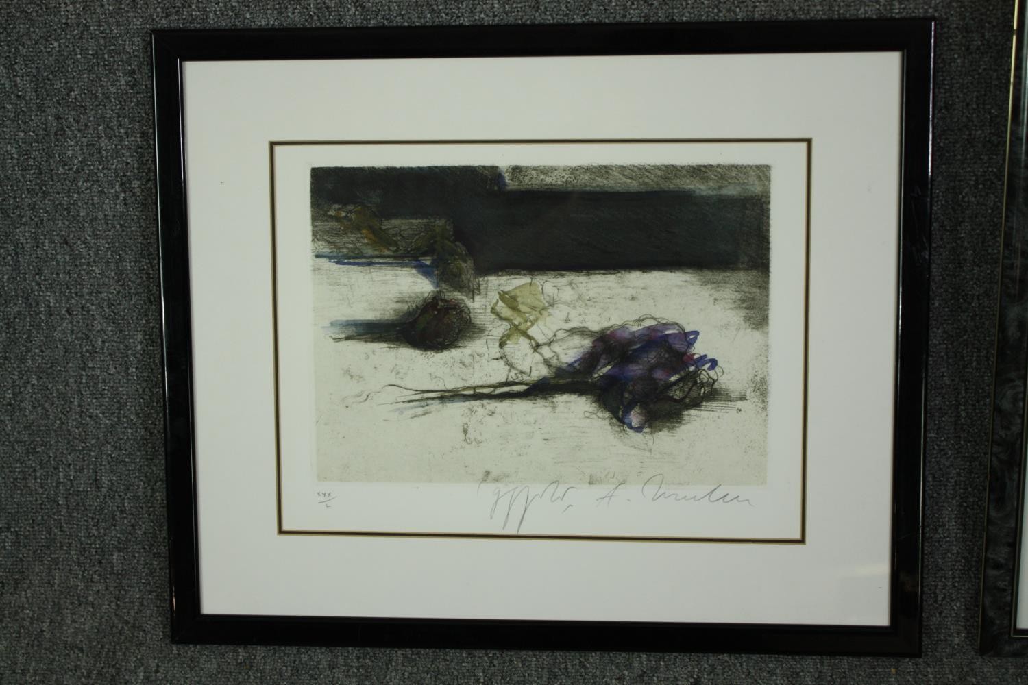 Two prints of flower bouquets, in ebonized frames, indistinctly signed in pencil. H.74 W.54cm, ( - Bild 6 aus 10