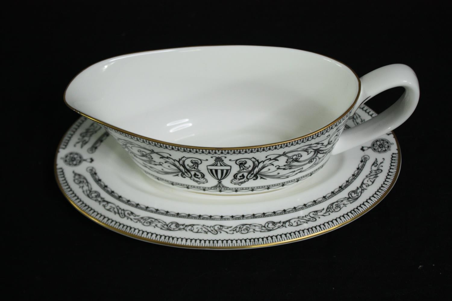 A Royal Worcester 'Padua' part dinner service. L.39 W.33cm. (largest). - Image 13 of 14