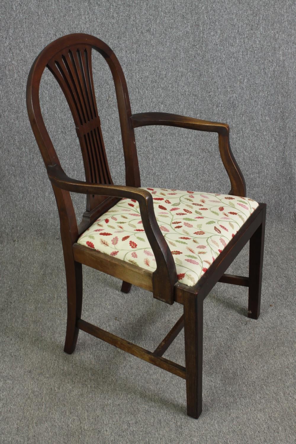 A set of six Hepplewhite style dining chairs, early 20th century. - Image 7 of 9