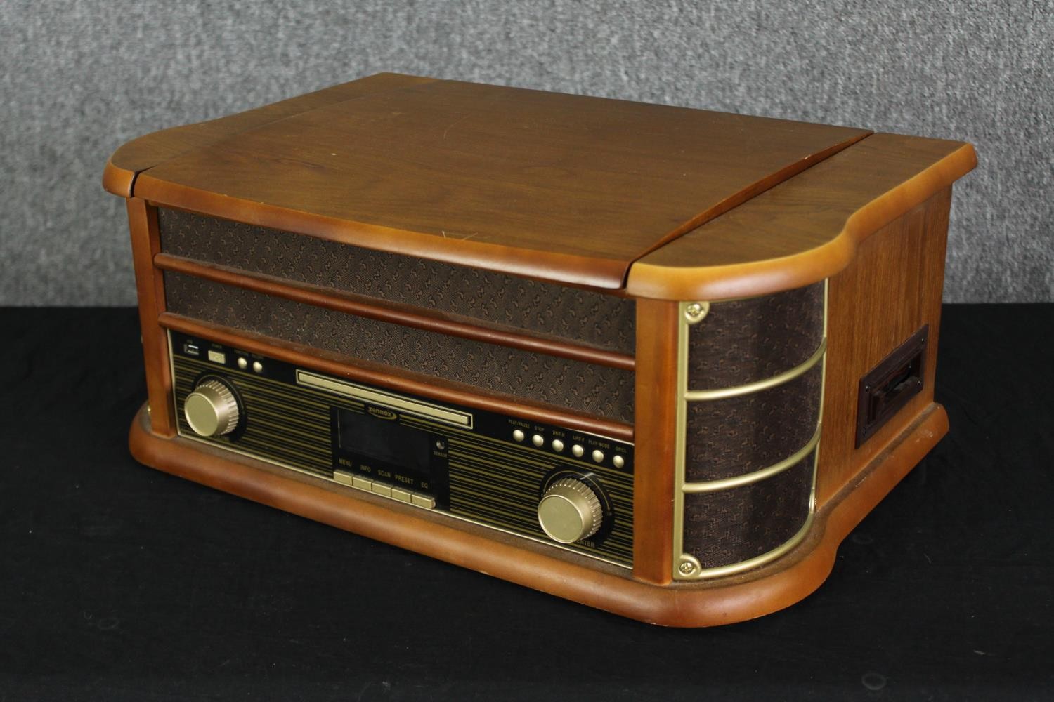 A Zennox model D9985 record and cassette player. H.22 W.49 D.36cm. - Image 3 of 7