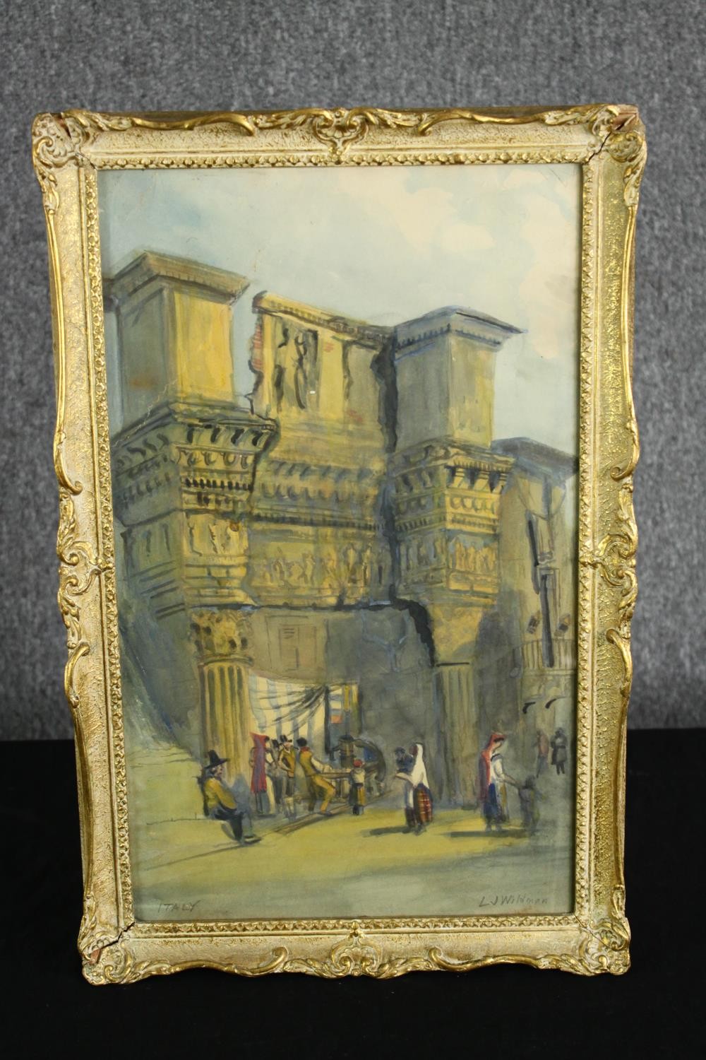 English School, a Grand Tour watercolour of the Colonnacce, Rome, 19th century, in a carved giltwood - Bild 2 aus 4