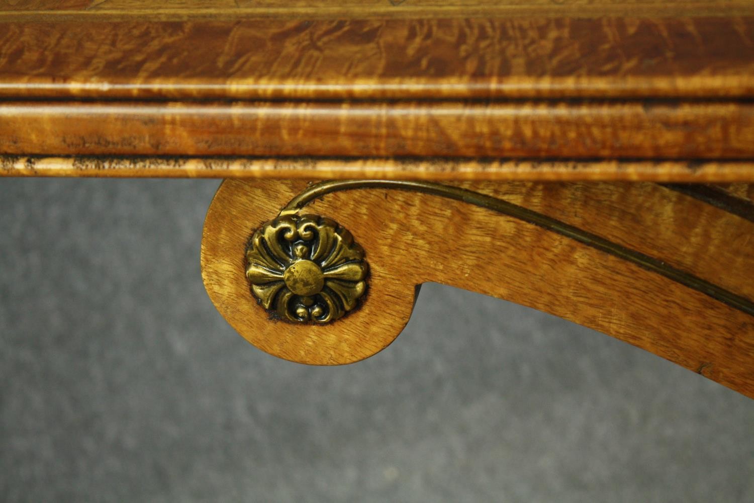 An American console table by Maitland-Smith, with a satin birch parquetry inlaid and crossbanded - Image 7 of 10