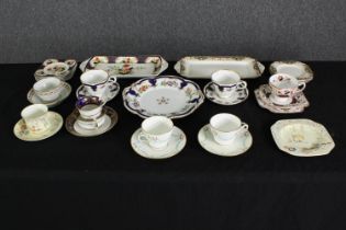 A group of various Staffordshire and other porcelain. L.32 W.16cm. (largest).