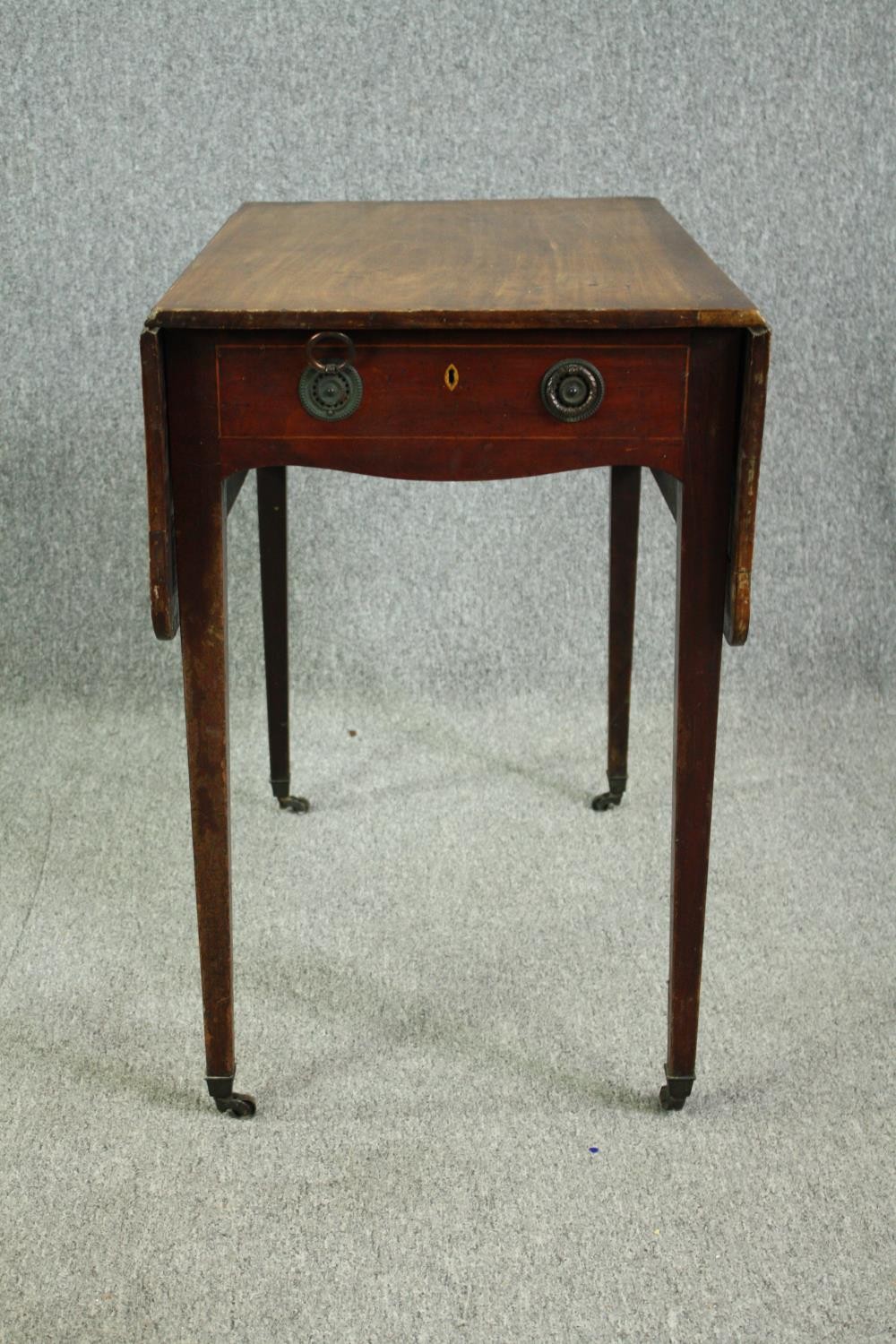 A George III mahogany Pembroke table. H.70 W.96 D.73cm. - Bild 4 aus 8