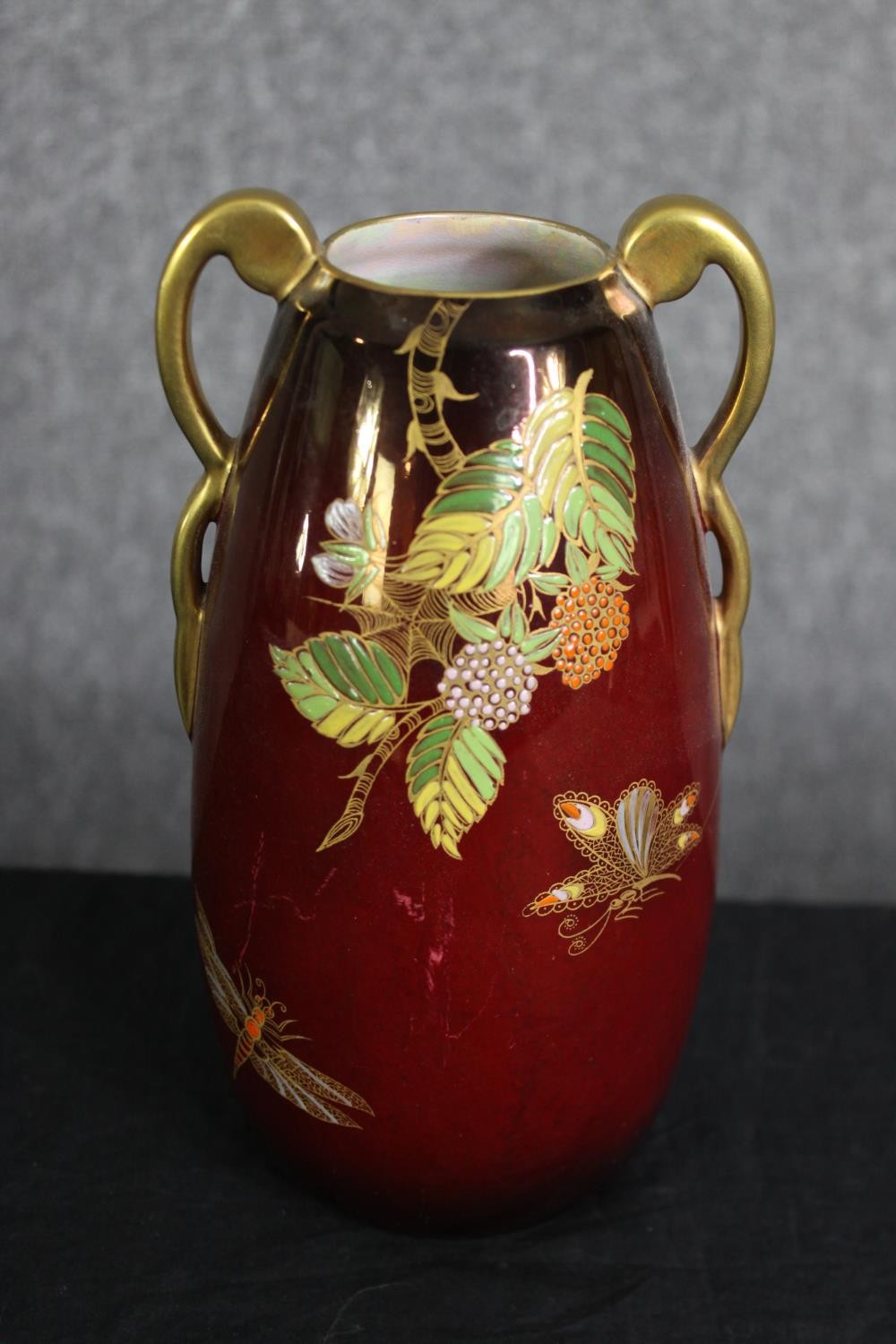 A Carltonware Rouge Royale vase. H.21cm. - Image 3 of 5