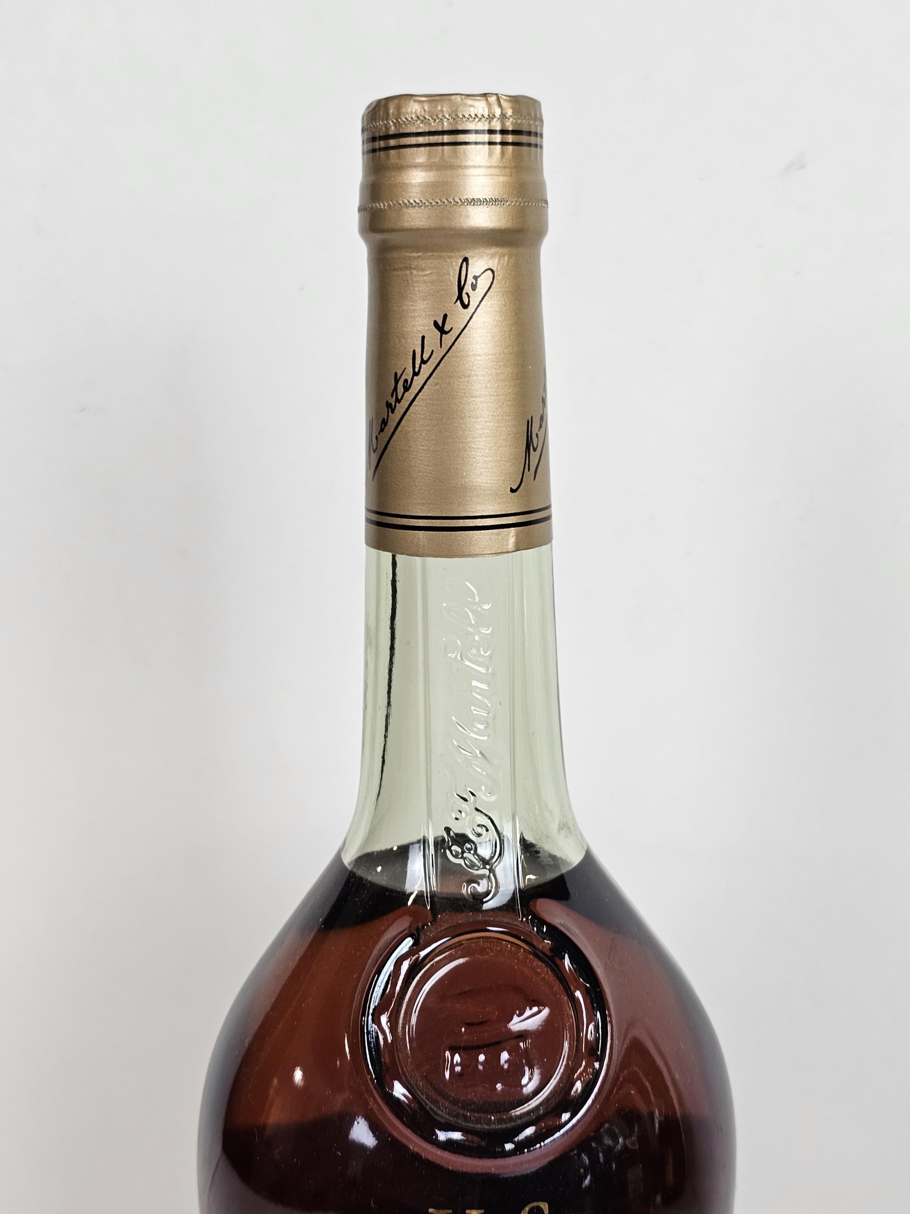 A collection of cognac and brandy, to include a Hine Rare V.S.O.P Fine Champagne Cognac, France, - Image 8 of 9