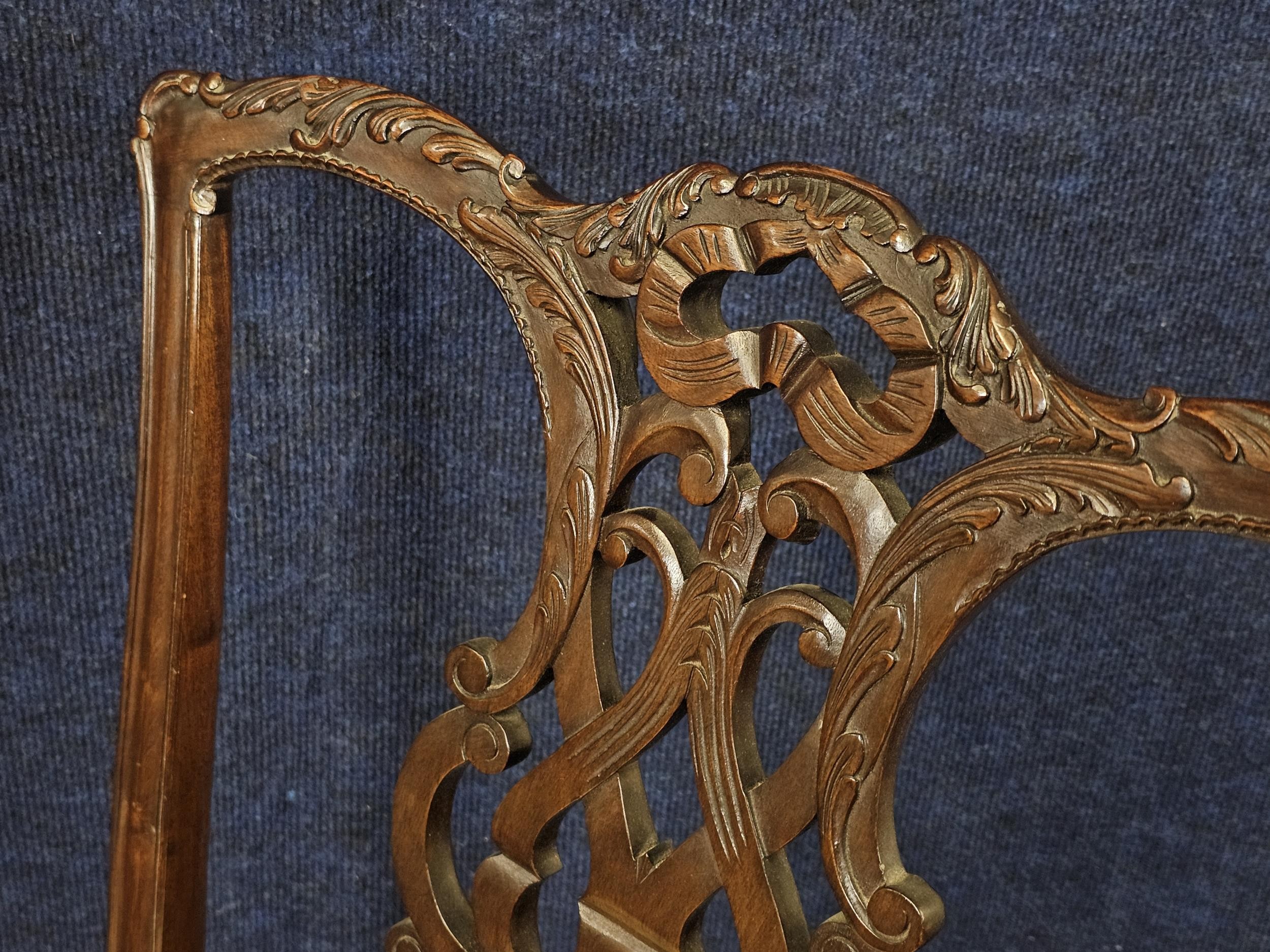 A set of four George II style mahogany dining chairs, 20th century. H.98cm. - Image 5 of 9