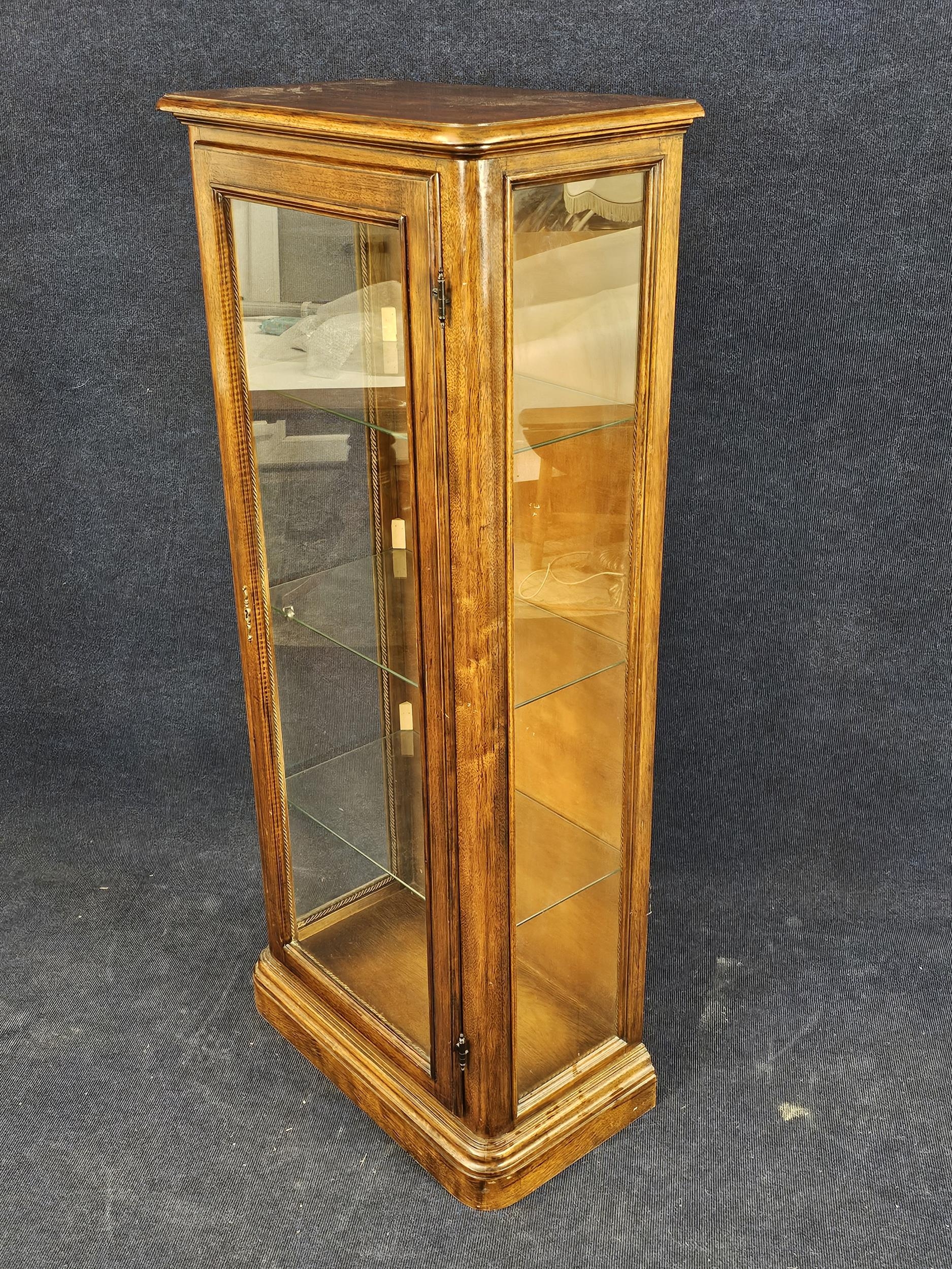 A walnut and glazed display cabinet, 20th century. H. 154 W.66 D.36cm. - Image 2 of 5