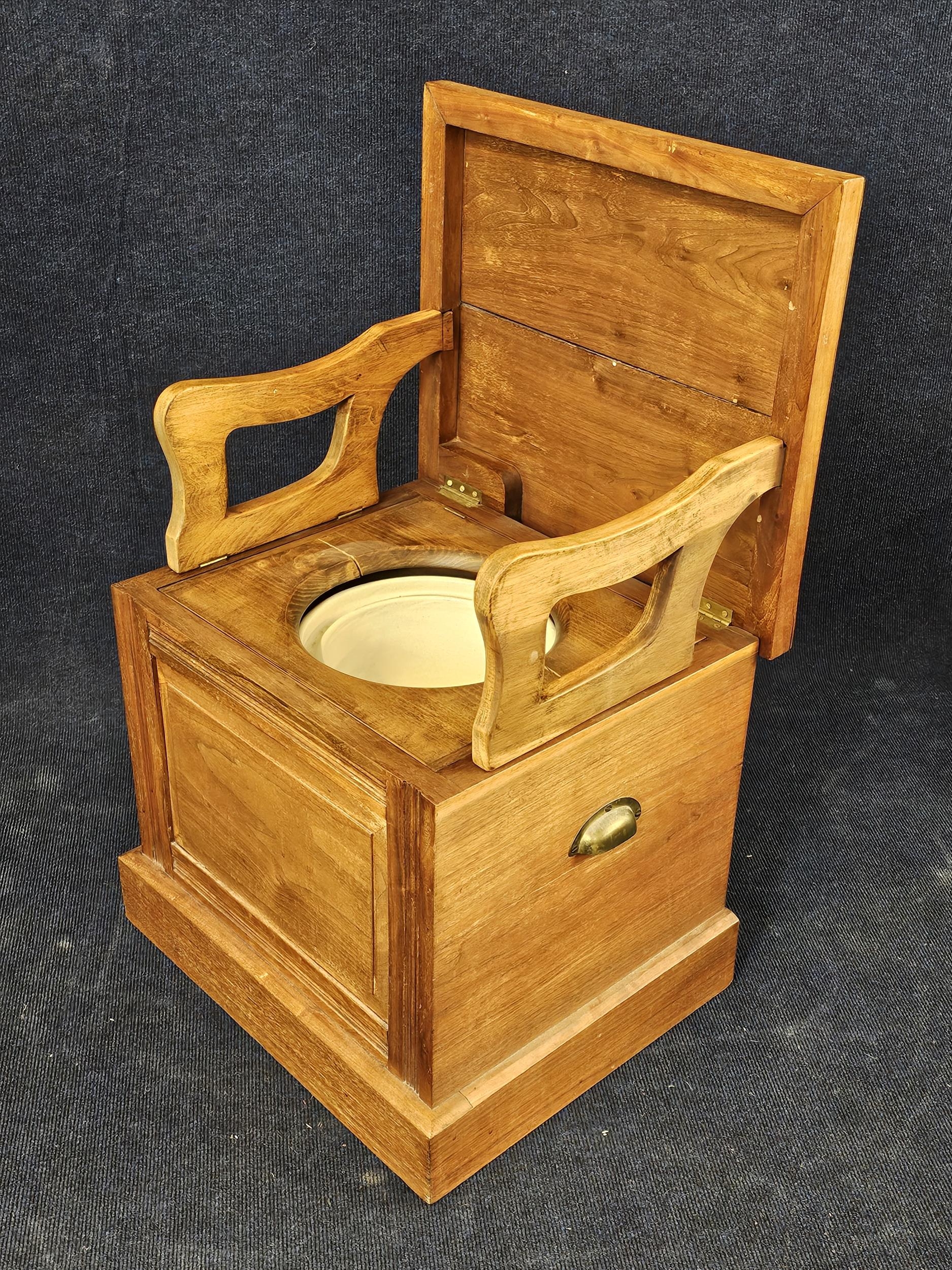 An elm campaign style commode chair with hinged lid. H.84 W.51 D.45cm. - Image 2 of 6