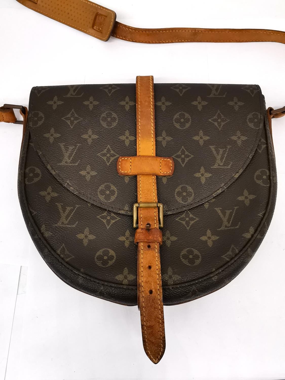 A Louis Vuitton Chantilly monogram shoulder bag, with tan leather adjustable strap. W.6.5 L.27 H. - Image 4 of 7