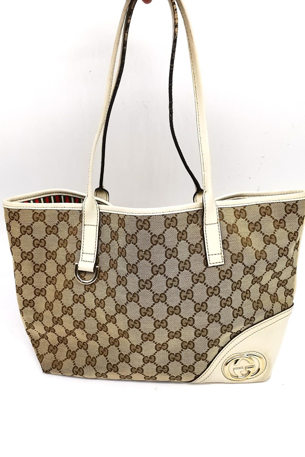 A Gucci GG canvas brtitt large tote bag beige and ebony, red, green and white striped interior. Base - Image 2 of 8