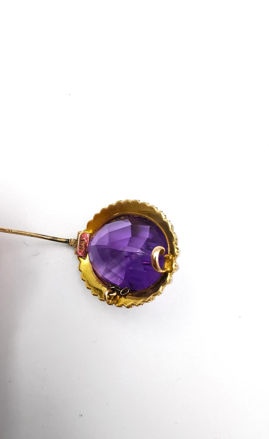 A Victorian yellow metal (tests as higher than 14ct) amethyst and seed pearl brooch, set to centre - Image 8 of 8
