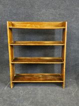 A set of oak open bookshelves. H.93 W.76 D.19cm.