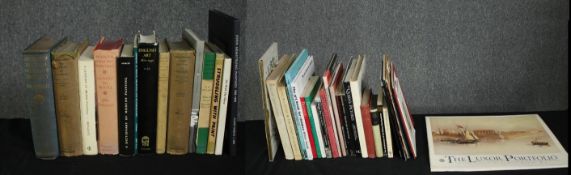 A miscellaneous collection of art reference books. H.29 W.25cm. (largest).