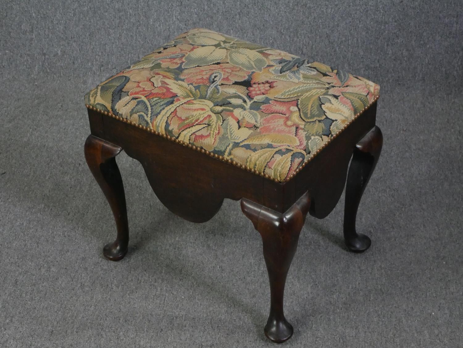 A 19th century mahogany commode stool on cabriole supports. H.46 W.50 D.40cm. - Image 3 of 5