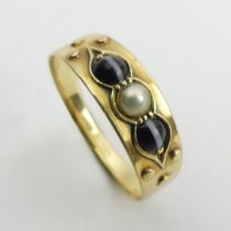 18ct gold split pearl and agate ring, 2.5 grams, 5.8mm, size P.