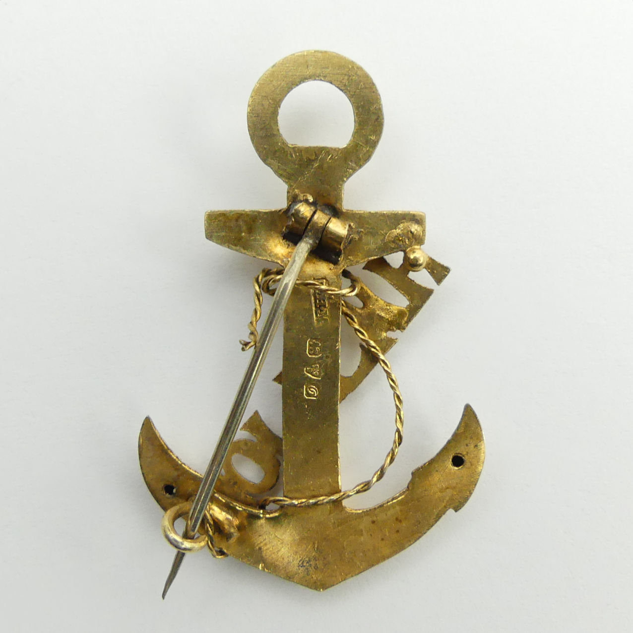 9ct gold sweetheart brooch, HMS Lion, Chester 1914, 2.5 grams, 39mm x 25mm. - Image 2 of 2