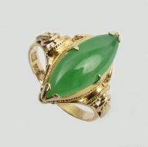 14ct gold jade set ring, 3.9 grams, 19.6mm, size O1/2.