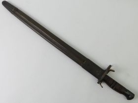 US model Remington bayonet issue date 1917 with scabbard. Blade 42.7 cm.