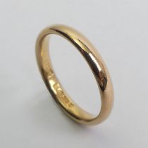 22ct gold wedding ring, London 1938, 3.5 grams 2.8mm, size L.