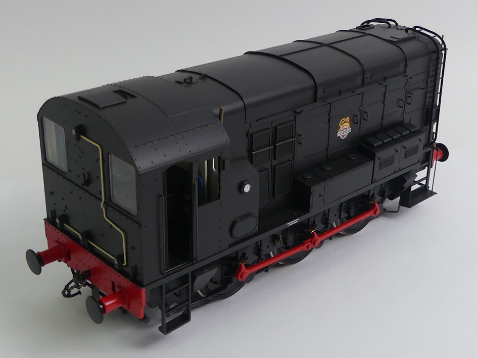 0 gauge Dapol 7D -008-004U class 08 BR black early un-numbered diesel electric locomotive, 1:43.5 - Bild 2 aus 3