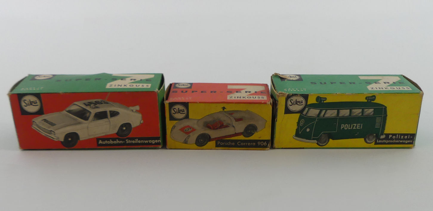 A boxed Siku (German) V235 Super Serie Z Porsche 911 police car, a boxed Siku V212 VW T1 Police - Image 2 of 2