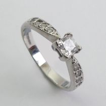 9ct white gold diamond 1/4ct princess cut ring, 3 grams, 4.8mm, size O1/2.