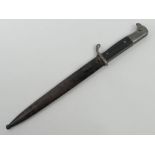 A WWII German Mauser K98 bayonet with scabbard blade, 25cm.