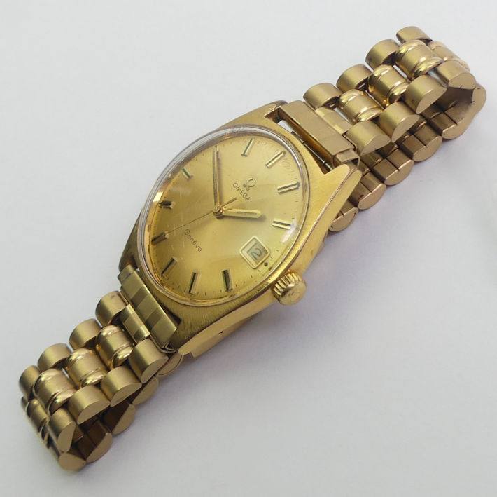 Gents gold tone Omega manual wind date adjust watch, 37mm inc. button. Condition Report: In - Image 2 of 3