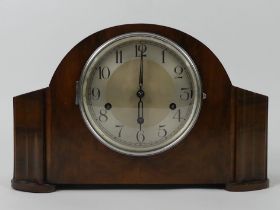 An Art Deco mantel clock with Westminster chime, 23cm x 35cm.