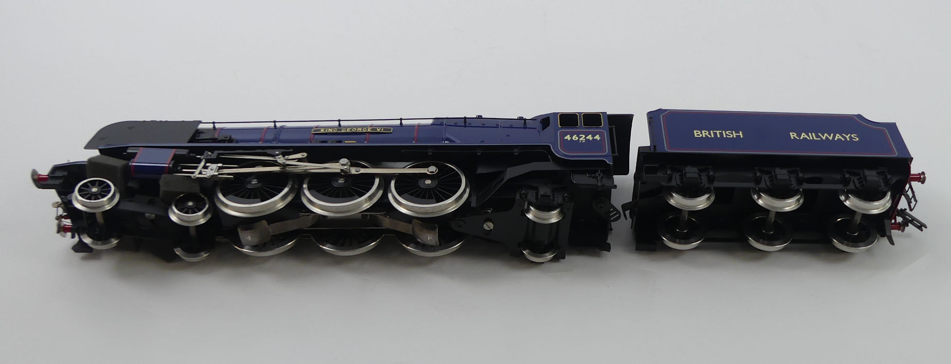 Ace trains 0 gauge 4-6-2 Duchess Pacific locomotive and tender 'King George VI', 46244 BR exp - Bild 3 aus 3