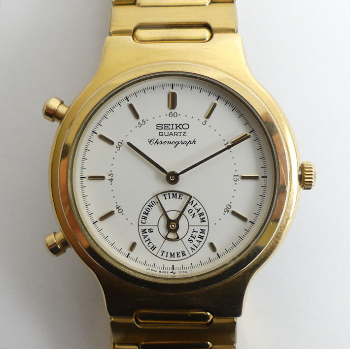 Seiko quartz chronograph alarm gold tone gents watch, boxed. 35 mm diameter.