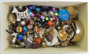 A box of mixed costume jewellery including a silver and Mexican turquoise pendant and chain.