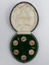 Sampson & Mordan set of six silver buttons, cased, Chester 1911, 15.5mm in diameter.