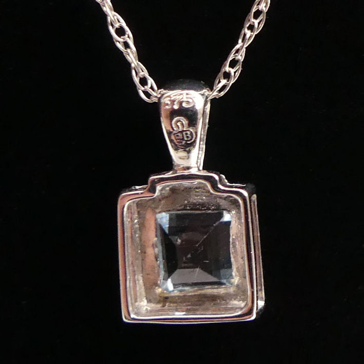 9ct white gold, blue topaz pendant and chain, 1.7 grams, pendant 8mm x 14.3mm, chain 45cm. - Image 4 of 5