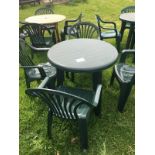 PICNIC TABLE WITH 4 CHAIRS