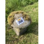 GARDEN MUSHROOM ORNAMENT