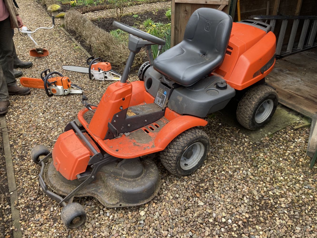 Excellent sale of horticultural equipment, gardening ornaments, features, tools, sundries and machinery