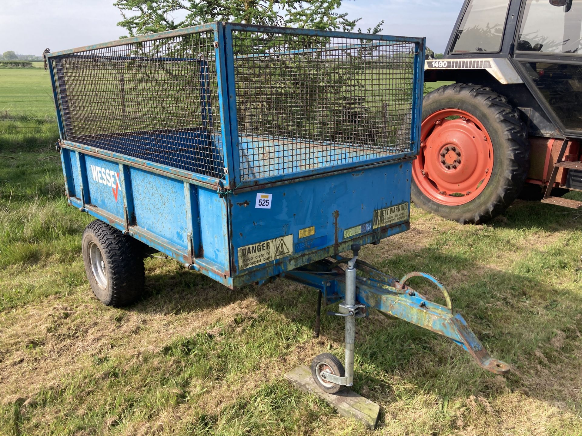 SINGLE AXLE WESSEX TIPPING TRAILER