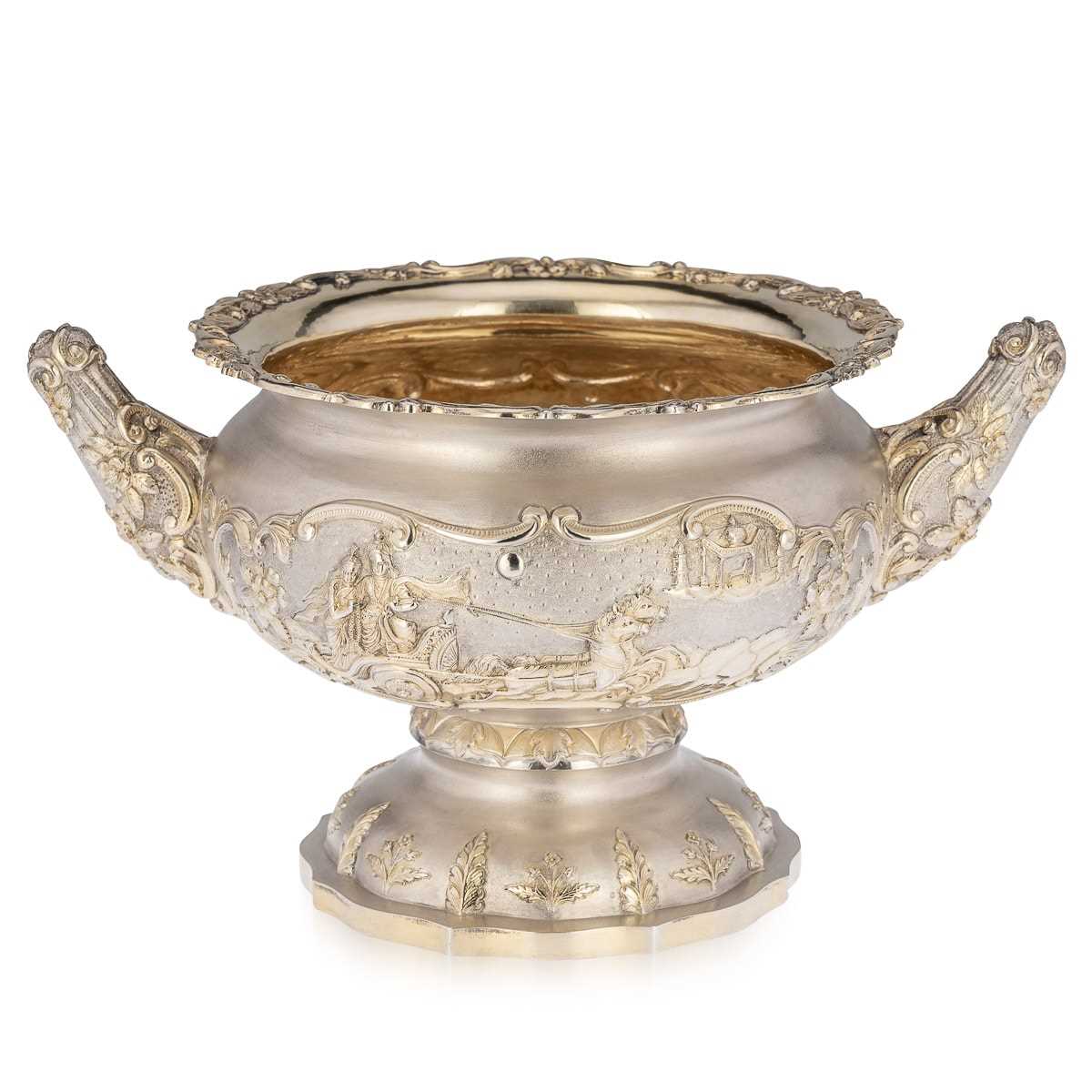 AN EARLY 20TH CENTURY INDIAN SOLID SILVER BOWL, CALCUTTA c.1910